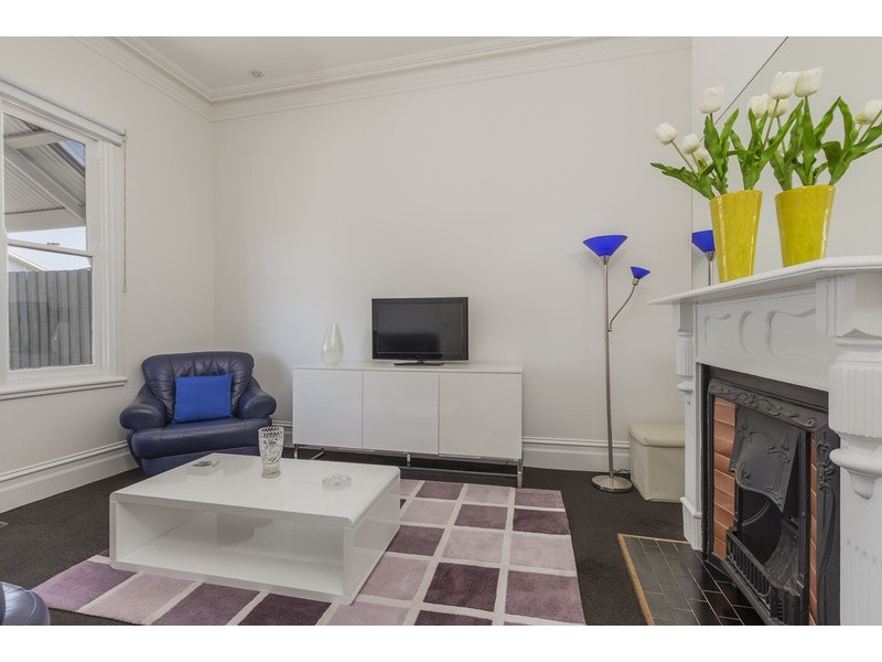 23 Belfast Street, Newtown VIC 3220