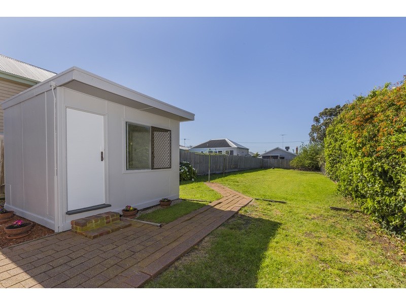 23 Belfast Street, Newtown VIC 3220