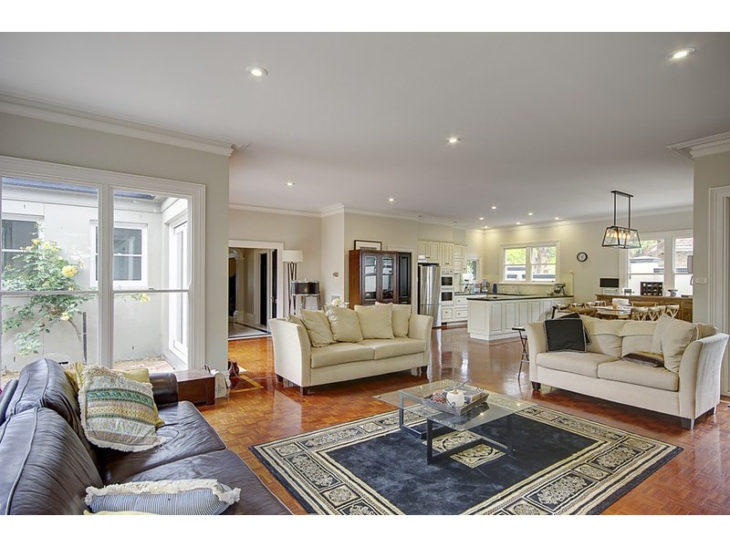 21 Strachan Avenue, Manifold Heights VIC 3218