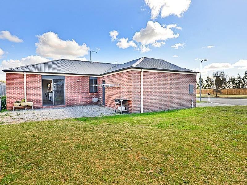 11 Jordyn Close, Winchelsea VIC 3241