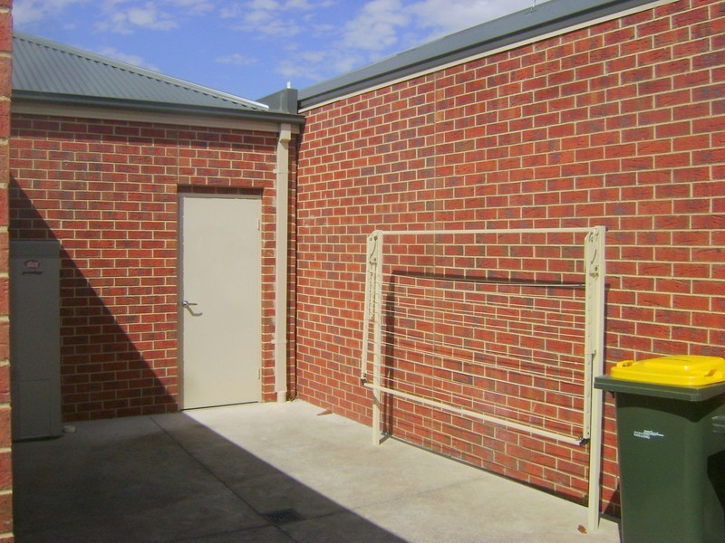 6 Clarendon Street, Newtown VIC 3220