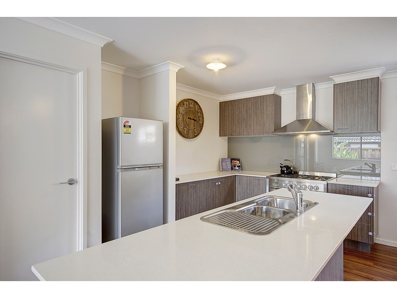 37 Estuary Boulevard, Leopold VIC 3224