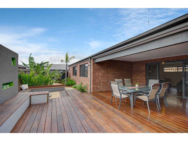 37 Estuary Boulevard, Leopold VIC 3224