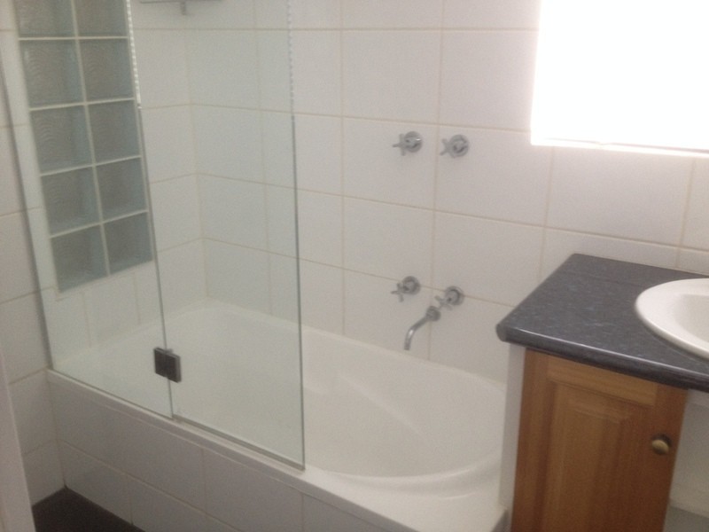 20 Indiana Avenue, Corio VIC 3214