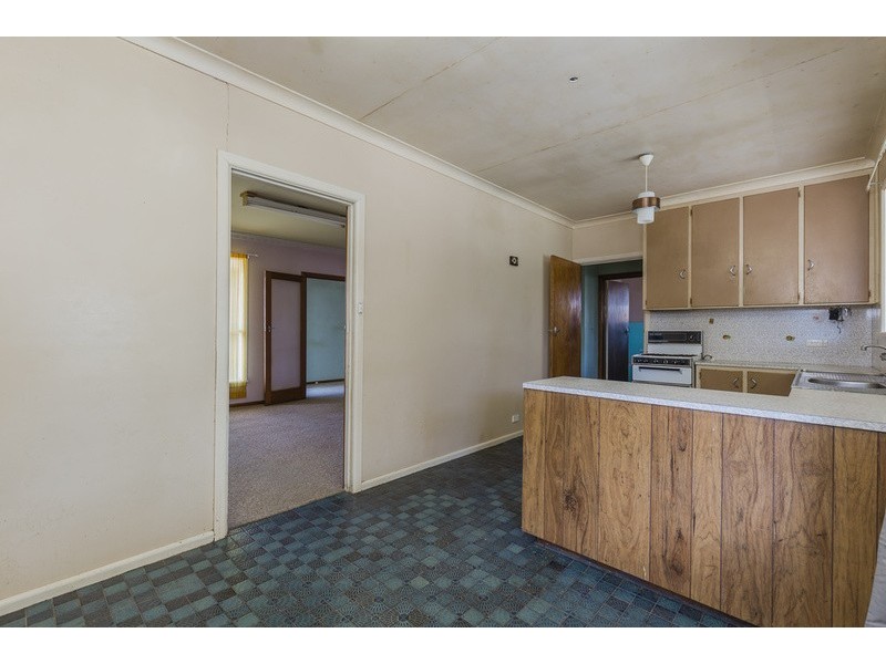 9 Charles Street, Newcomb VIC 3219