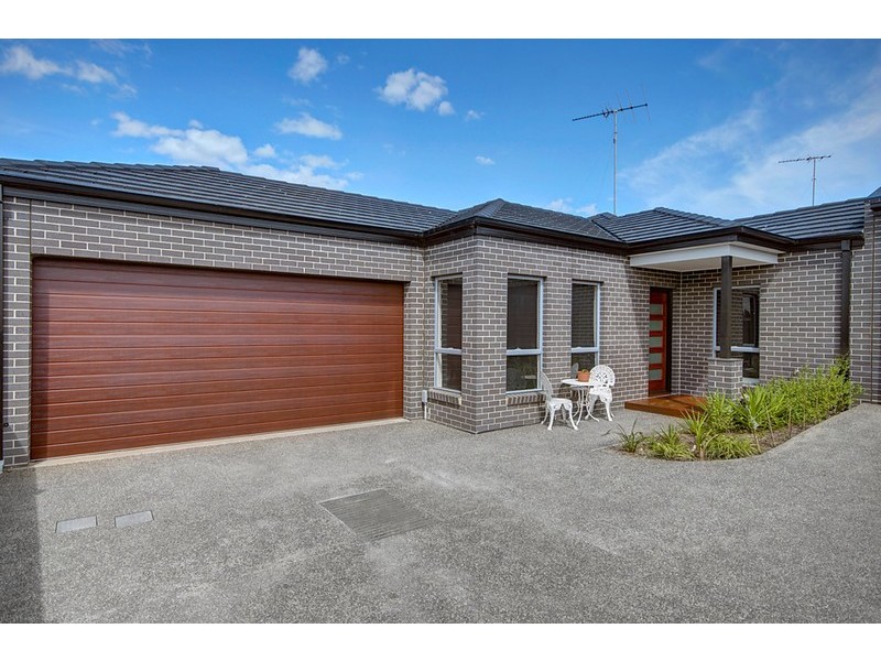3/3 Karlovac Court, Bell Park VIC 3215