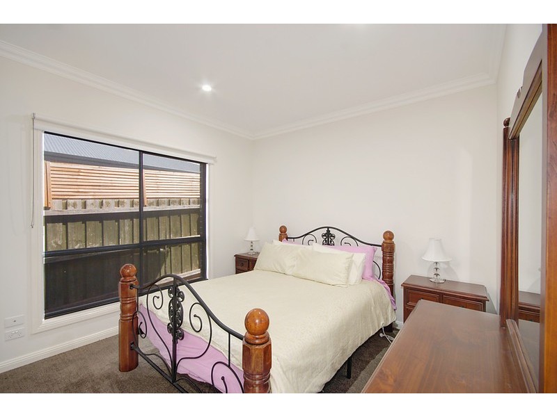 3/3 Karlovac Court, Bell Park VIC 3215