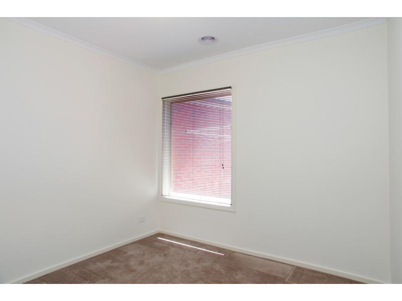 3/6 Solomon Court, Breakwater VIC 3219