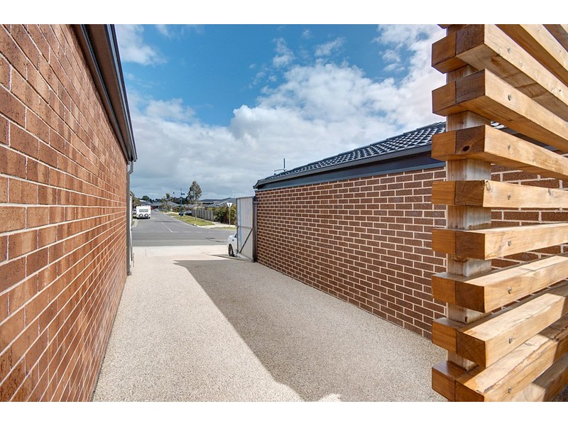 37 Estuary Boulevard, Leopold VIC 3224