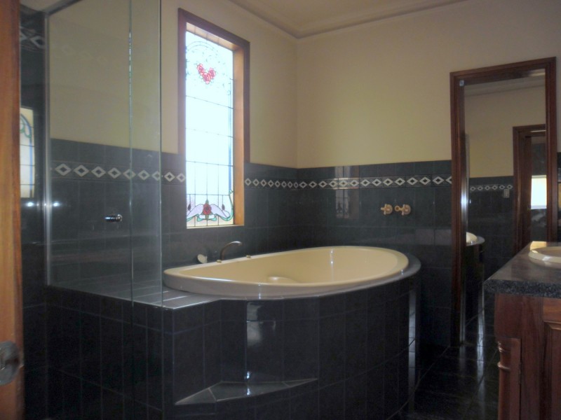 378 Pakington Street, Newtown VIC 3220