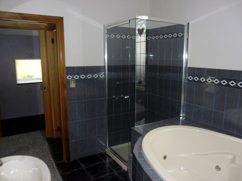 378 Pakington Street, Newtown VIC 3220