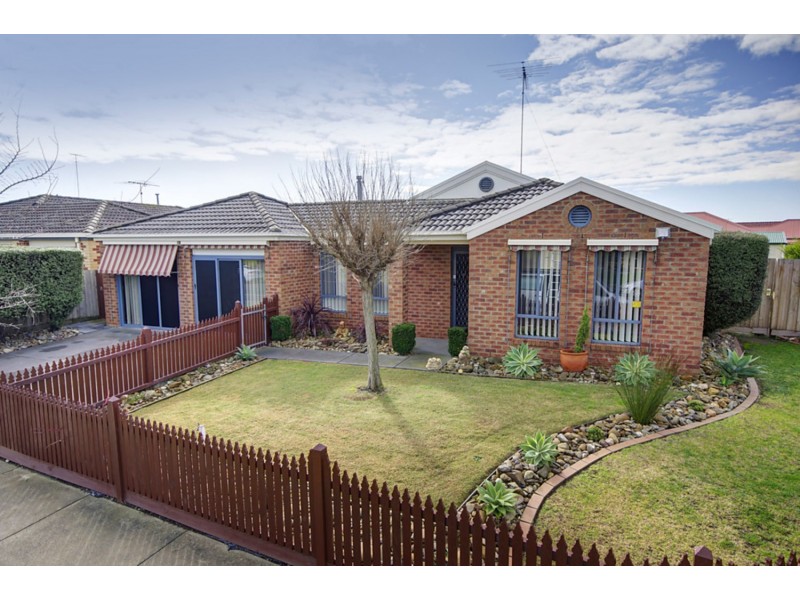 61 Homestead Drive, St Albans Park VIC 3219