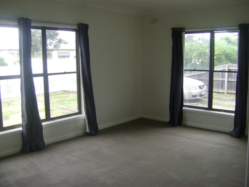 31 Wilton Avenue, Newcomb VIC 3219
