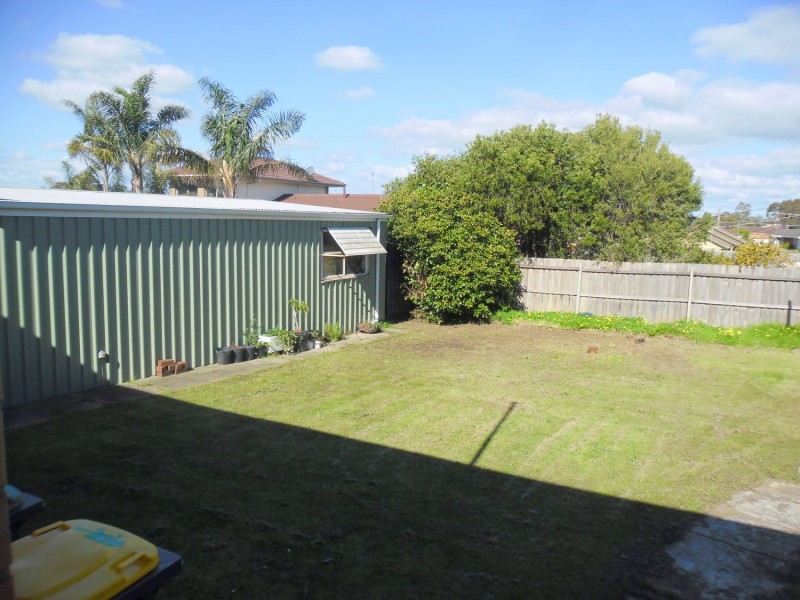 15 Strickland Avenue, Highton VIC 3216