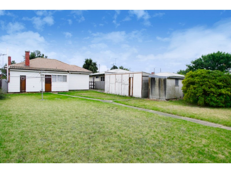 8 Plume Street, Norlane VIC 3214