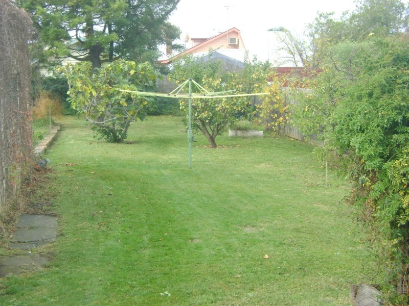 25 Belfast Street, Newtown VIC 3220