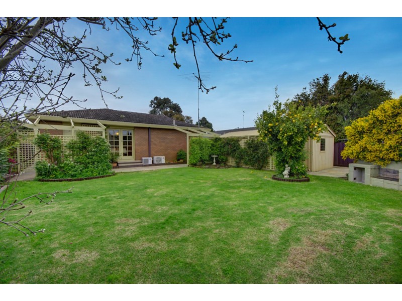 32 Cheryl Crescent, Belmont VIC 3216