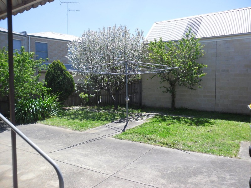 17 Richmond Crescent, Geelong VIC 3220