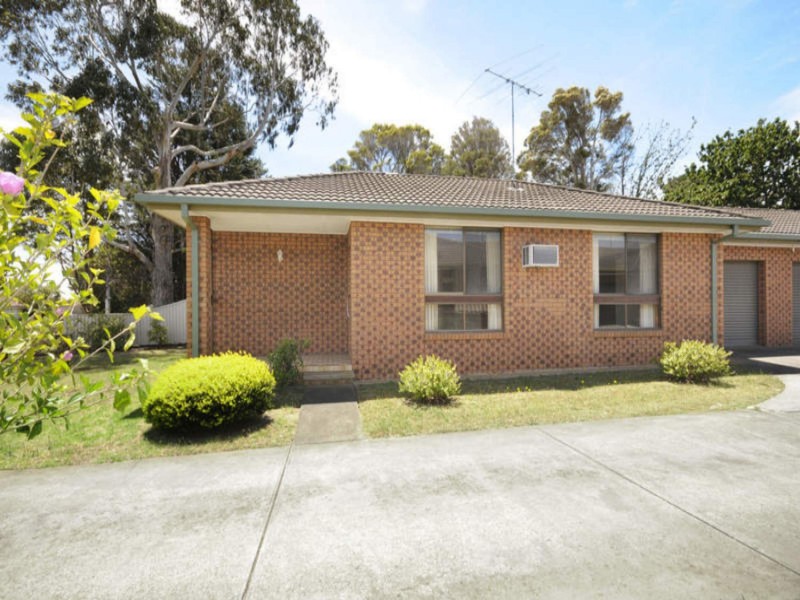 1/17 Clarke Avenue, Belmont VIC 3216