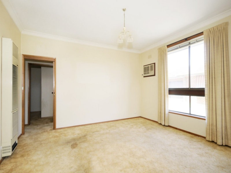 1/17 Clarke Avenue, Belmont VIC 3216