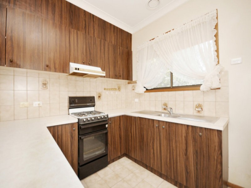 1/17 Clarke Avenue, Belmont VIC 3216