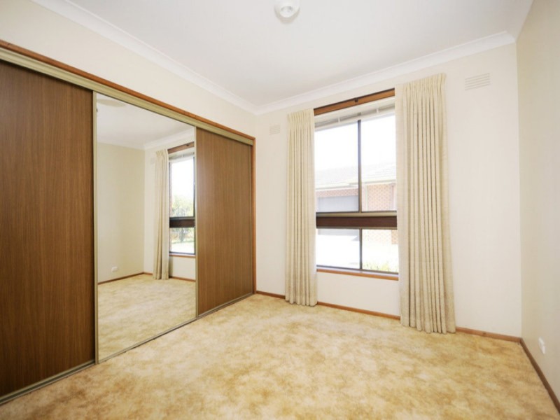 1/17 Clarke Avenue, Belmont VIC 3216