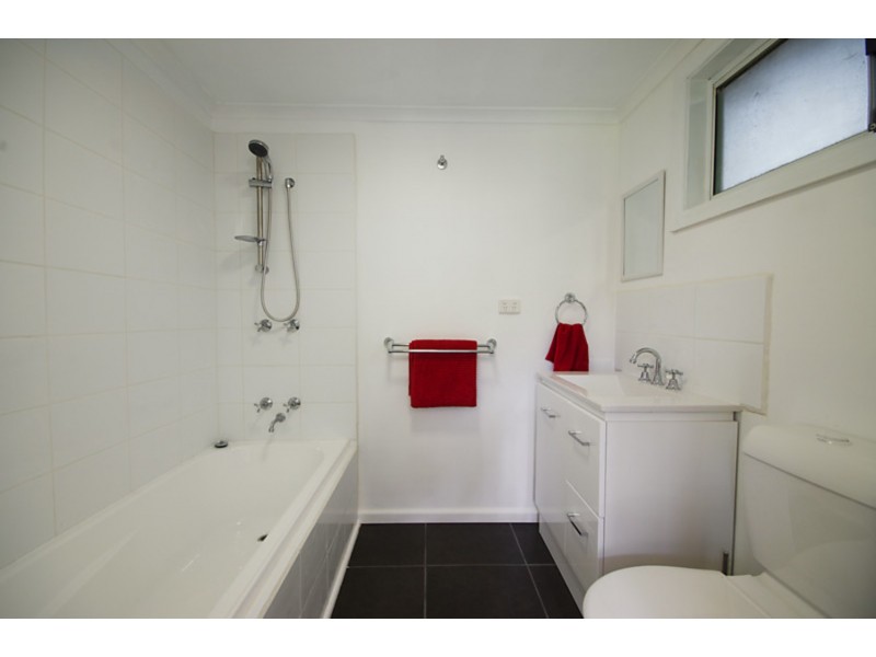 32 Kidman Avenue, Belmont VIC 3216