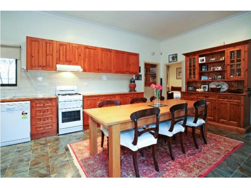 5 Noble Street, Newtown VIC 3220