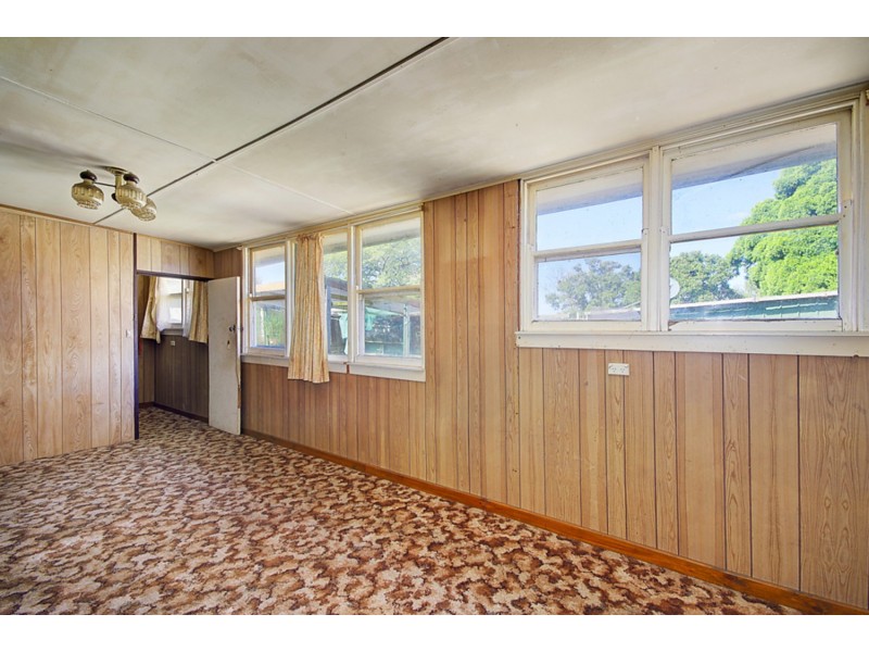 15 Waitara Grove, Norlane VIC 3214