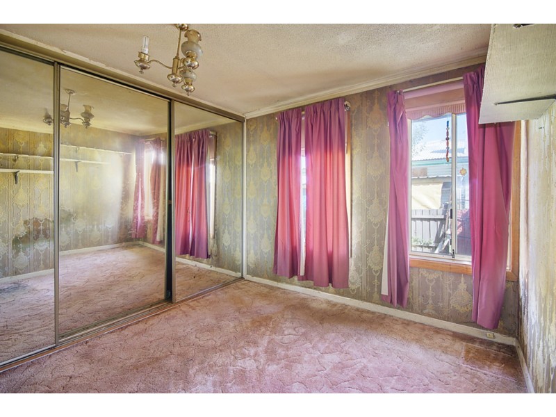 15 Waitara Grove, Norlane VIC 3214