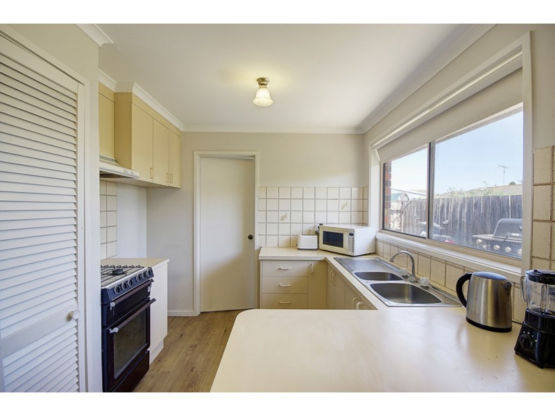 4/1 Apollo Place, Whittington VIC 3219