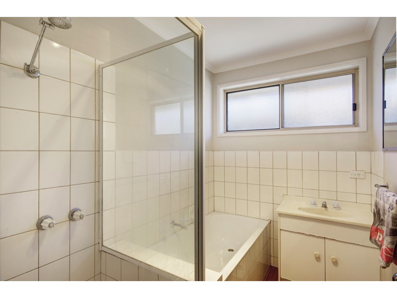 4/1 Apollo Place, Whittington VIC 3219