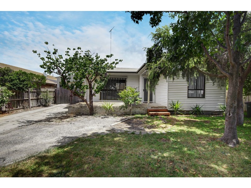 20 Bingara Avenue, Norlane VIC 3214