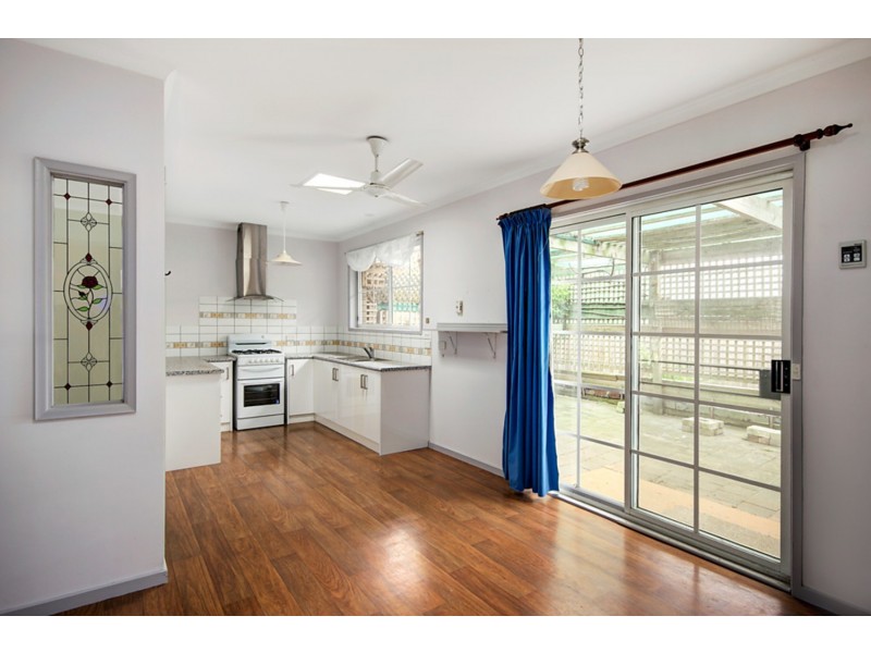 2/38 Orbit Drive, Whittington VIC 3219