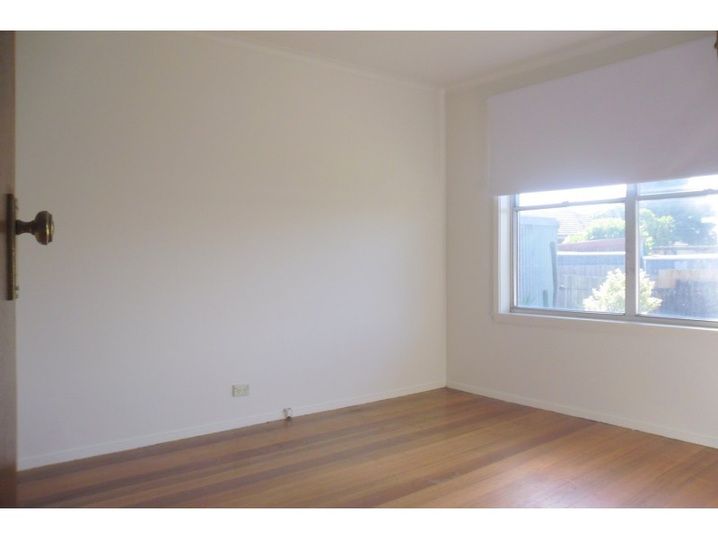 1 Alnus Court, Newcomb VIC 3219