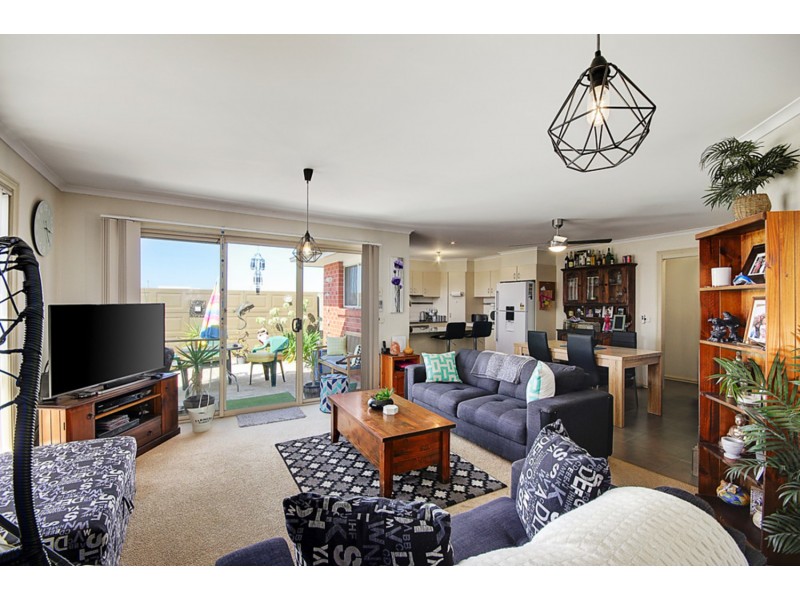 28 Kendra Street, North Geelong VIC 3215