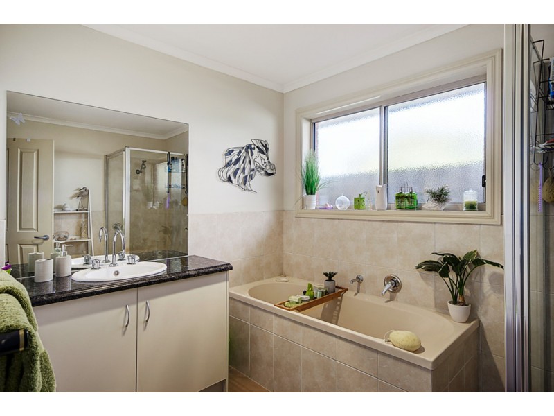 28 Kendra Street, North Geelong VIC 3215