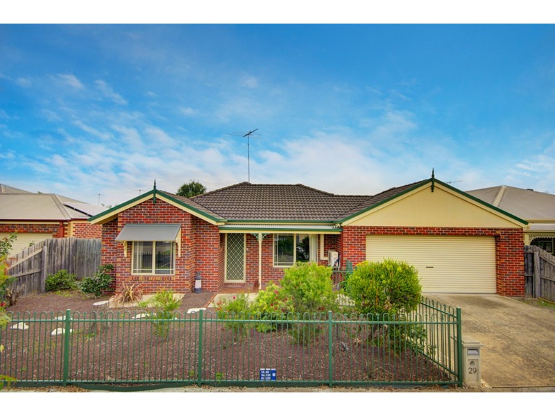 29 Waratah Place, Grovedale VIC 3216