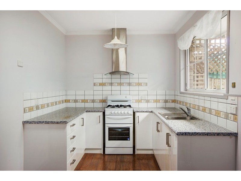 2/38 Orbit Drive, Whittington VIC 3219