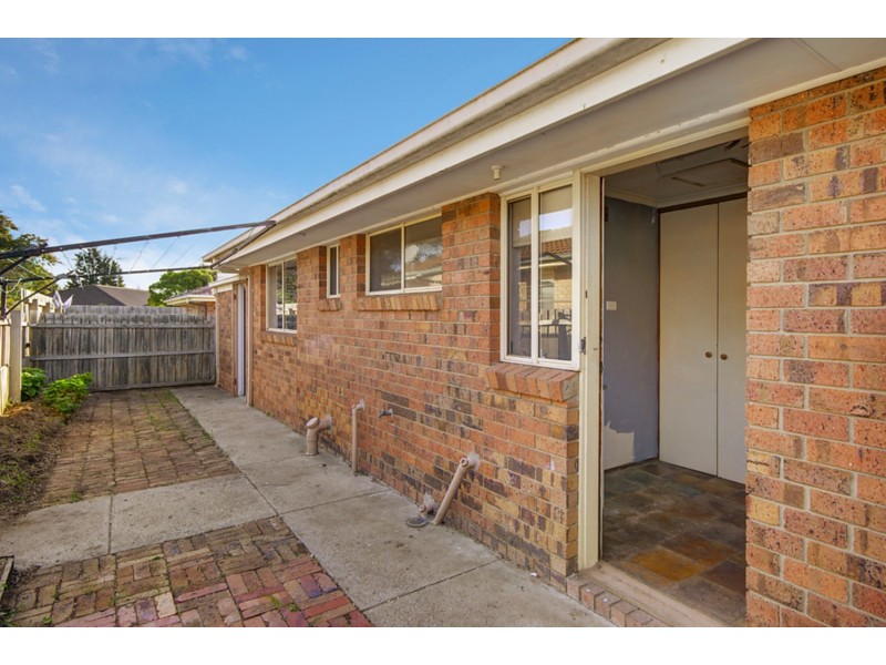 1/180 Coppards Road, Whittington VIC 3219