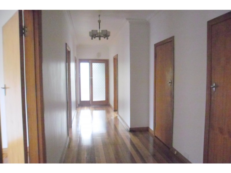 34 Regent Street, Whittington VIC 3219