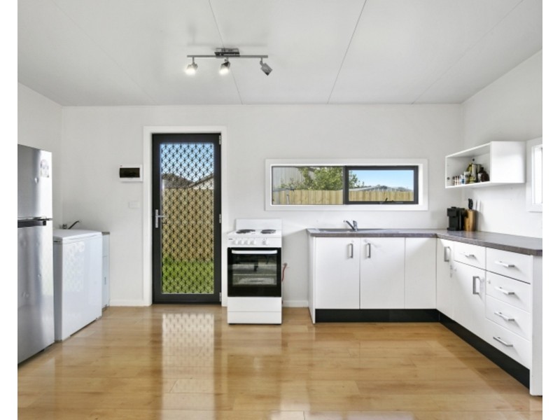 3A & B Hodges Court, Breakwater VIC 3219