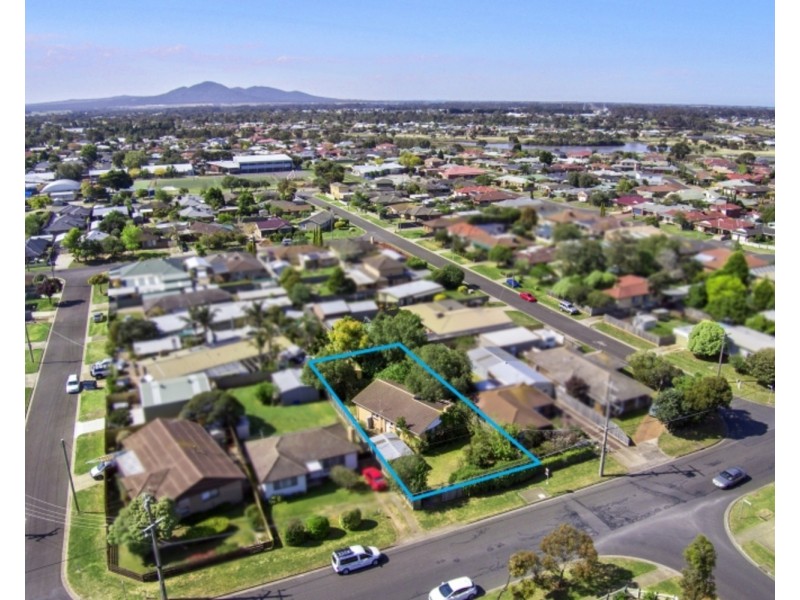 9  Canterbury (East) Road, Lara VIC 3212
