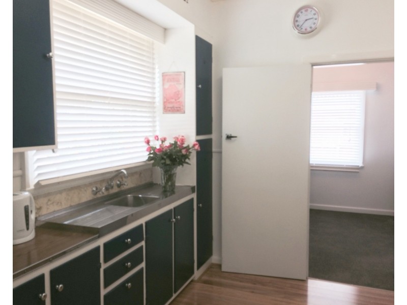 394 Aberdeen Street, Newtown VIC 3220