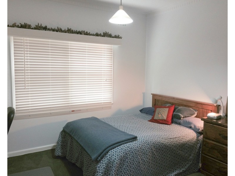 394 Aberdeen Street, Newtown VIC 3220