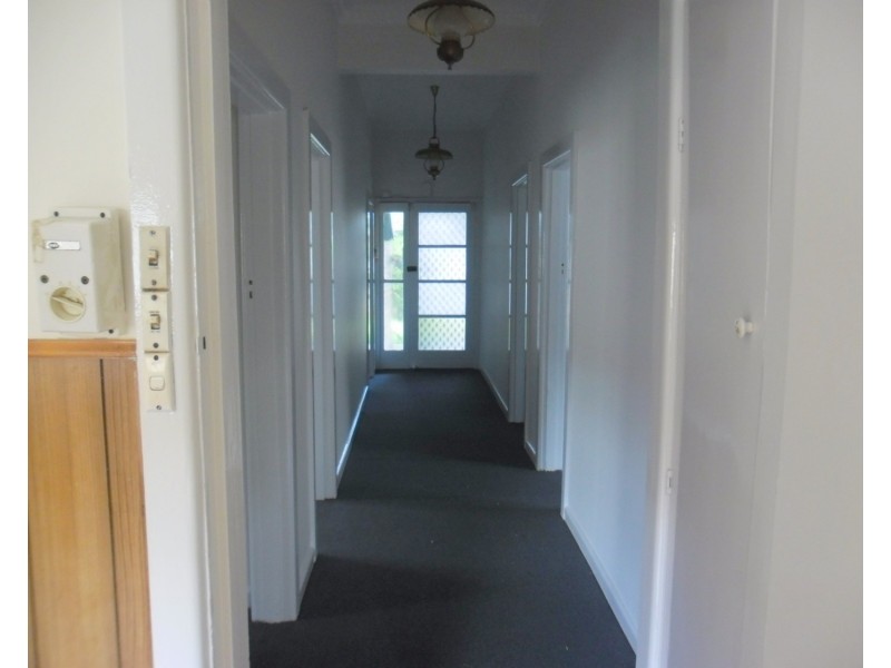 246 Shannon Avenue, Geelong West VIC 3218