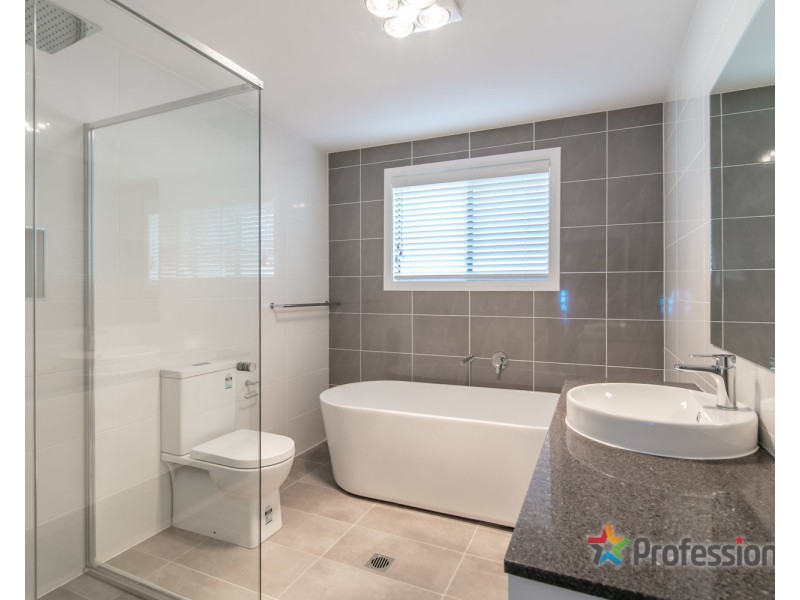 37 Longerenong Avenue, Box Hill NSW 2765