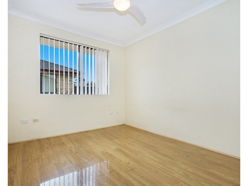 9/8-12 Fitzwilliam Road, Old Toongabbie NSW 2146