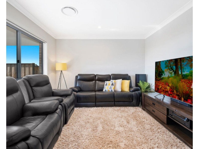 3 Hannaford Avenue, Box Hill NSW 2765