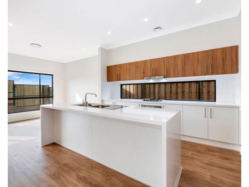 15 Hannaford Avenue, Box Hill NSW 2765